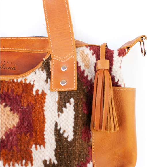 X  S O L D  X  Wool Convertible Chameleon - Picture 4 of 8